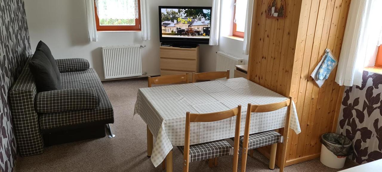 Apartmany Pony Ludvíkov Exterior foto